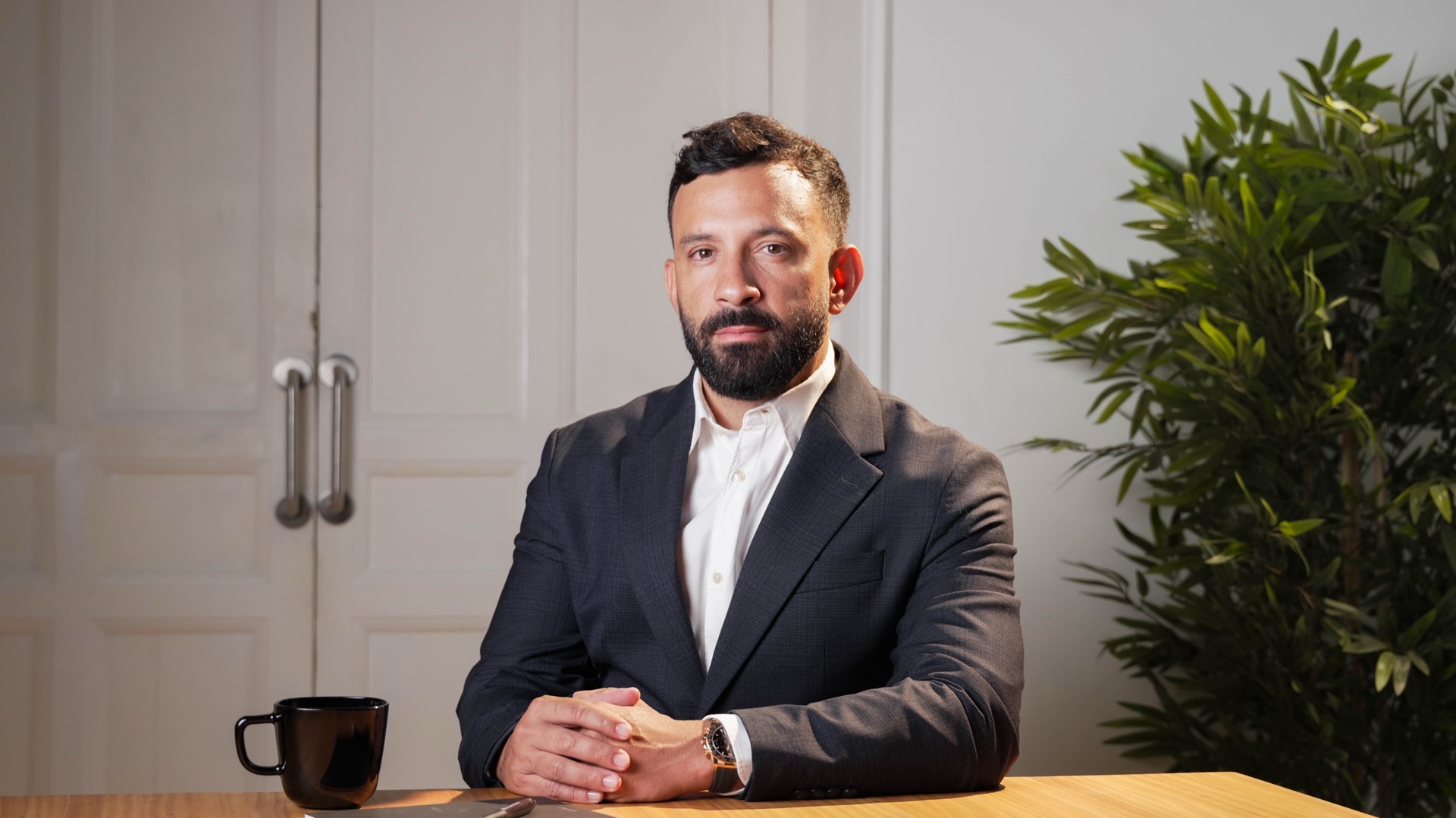 Jesus Velandia, Venezuelan entrepreneur and founder of Thanks To You, professional portrait in Dubai