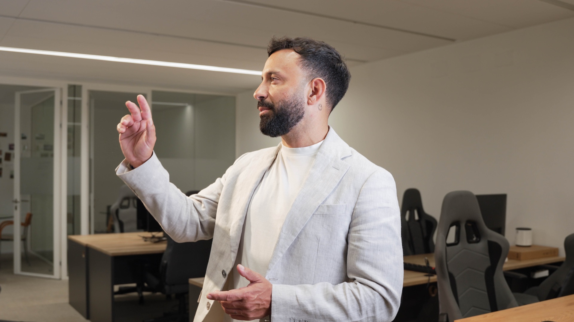 Jesus Velandia, entrepreneur and CEO of Thanks To You, portrait in Dubai